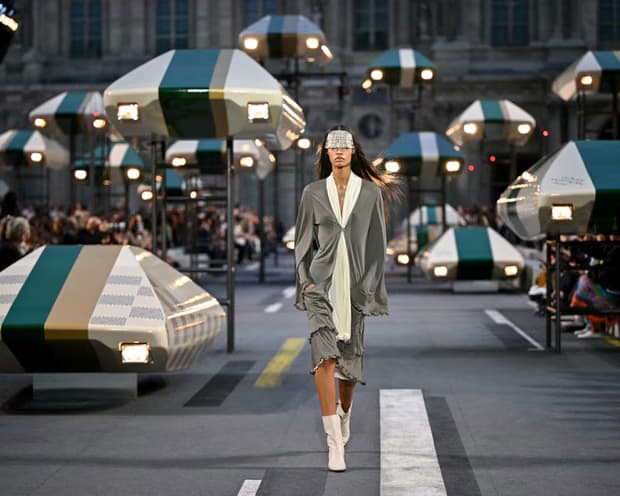 Louis Vuitton prezanton vizionin e qytetit të së ardhmes në Paris