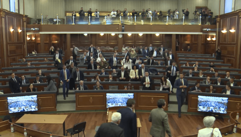 Votohet ndryshimi i Ligjit për Dhomat e Specializuara