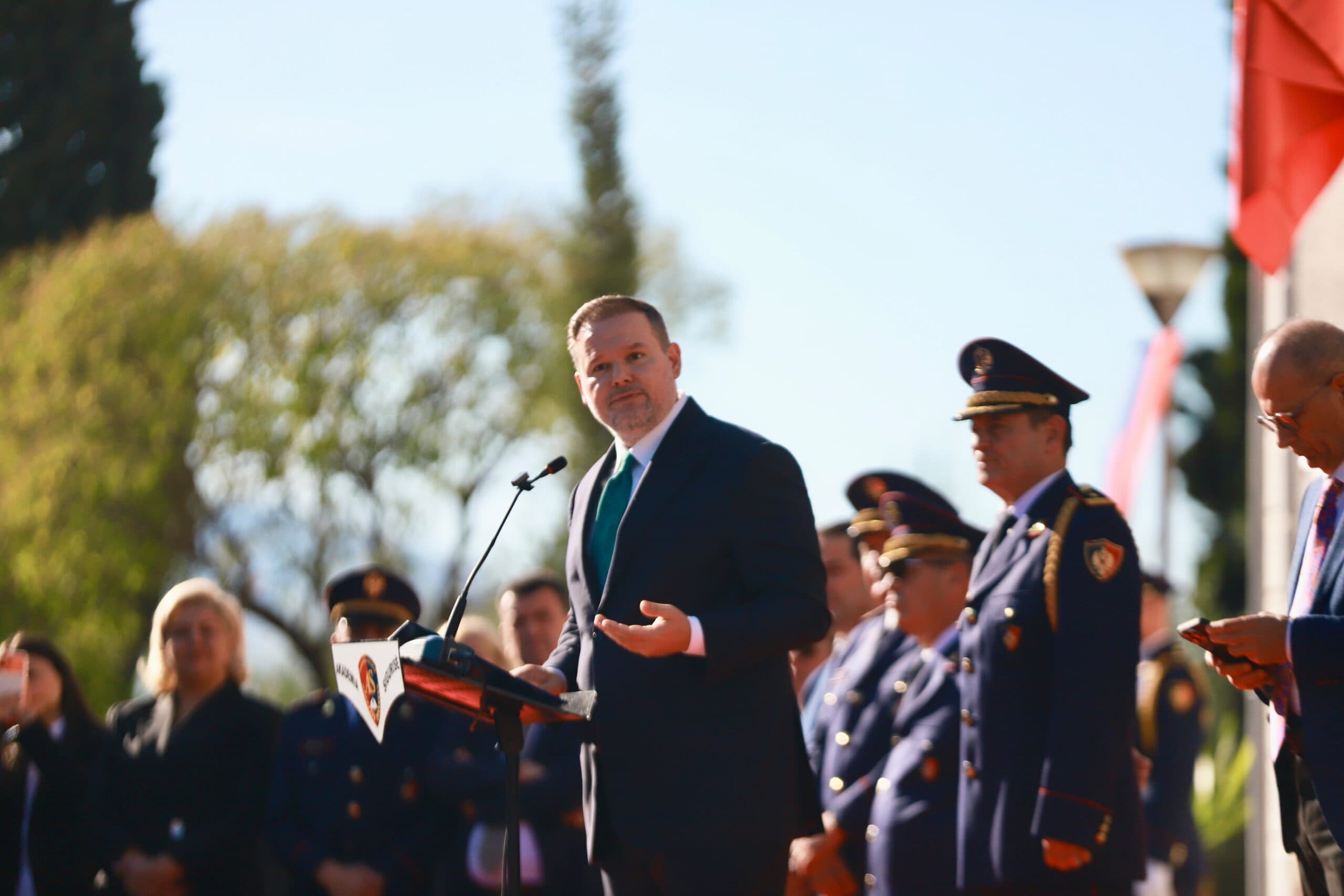Ministri Demo tek Akademia e Sigurisë: Një standard i ri, nis nga brezi i ri. Rritje e konsiderueshme pagash për Policinë e Shtetit
